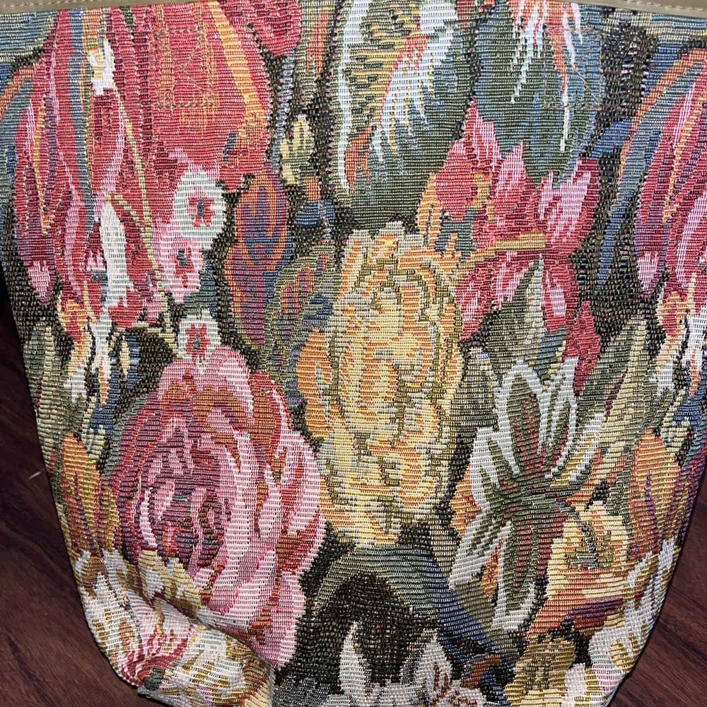 Floral Tapestry Tote Bag - Multicolor - Picture 3 of 3